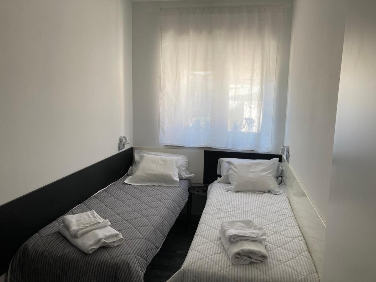 Asv Apartments بينيذا ذي مار المظهر الخارجي الصورة